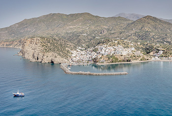 Agia Galini village (30 minutes away)